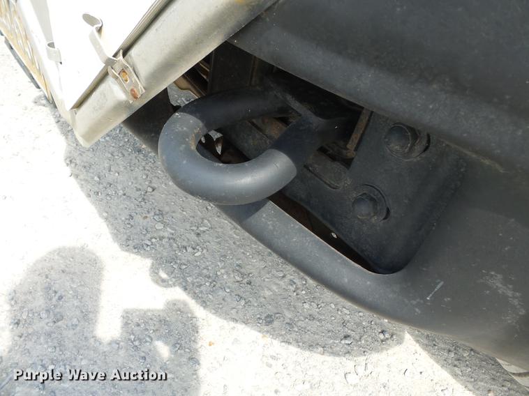 image for item DB7099 2000 Ford F450 Super Duty XL flatbed truck