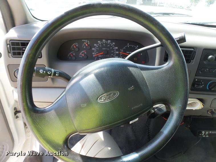 image for item DB7099 2000 Ford F450 Super Duty XL flatbed truck