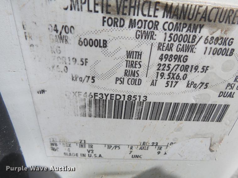 image for item DB7099 2000 Ford F450 Super Duty XL flatbed truck