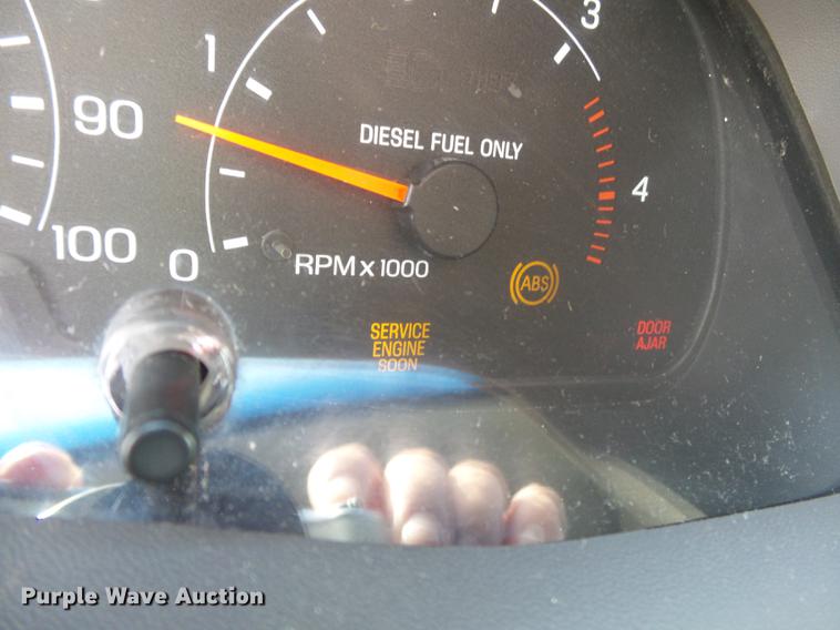 image for item DB7099 2000 Ford F450 Super Duty XL flatbed truck