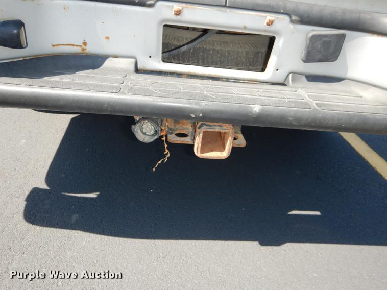 image for item DB8340 2004 Chevrolet Silverado 1500 pickup truck