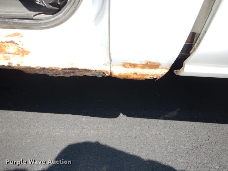 image for item DB8340 2004 Chevrolet Silverado 1500 pickup truck