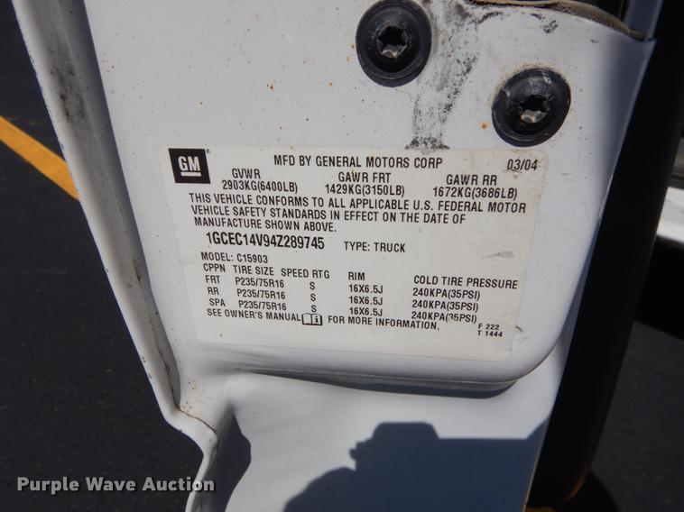 image for item DB8340 2004 Chevrolet Silverado 1500 pickup truck