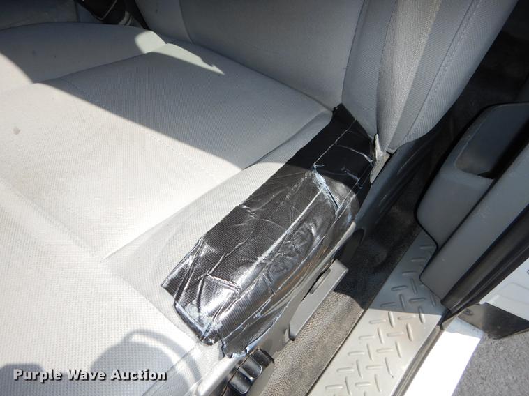 image for item DB8398 2006 Ford F150 XL pickup truck