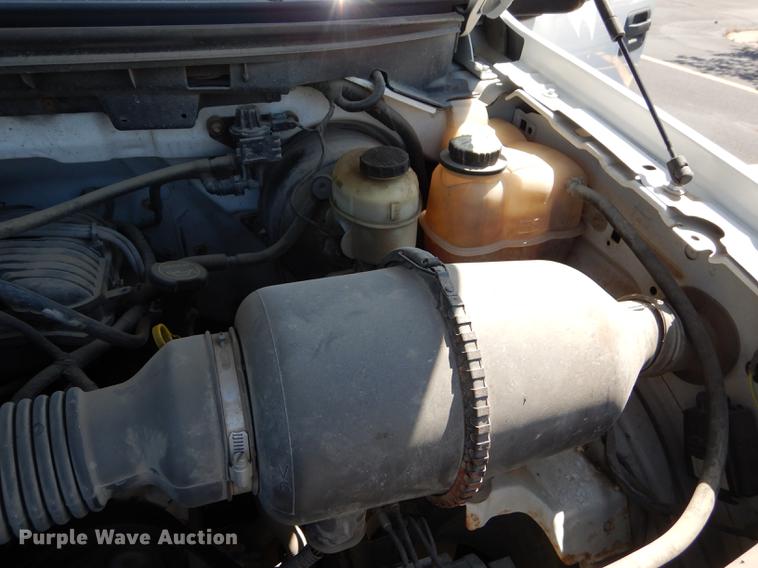 image for item DB8398 2006 Ford F150 XL pickup truck