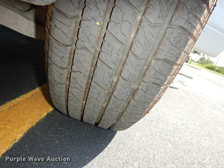 image for item DB8398 2006 Ford F150 XL pickup truck