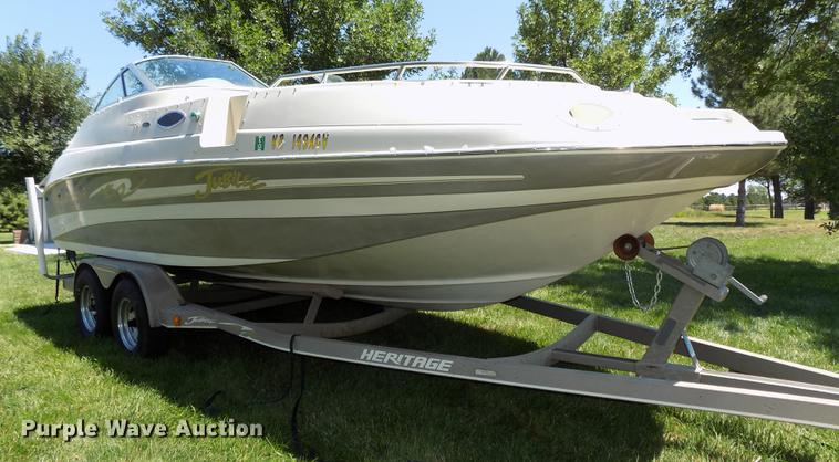 image for item DB8669 2000 Mariah Jubilee 214 deck boat