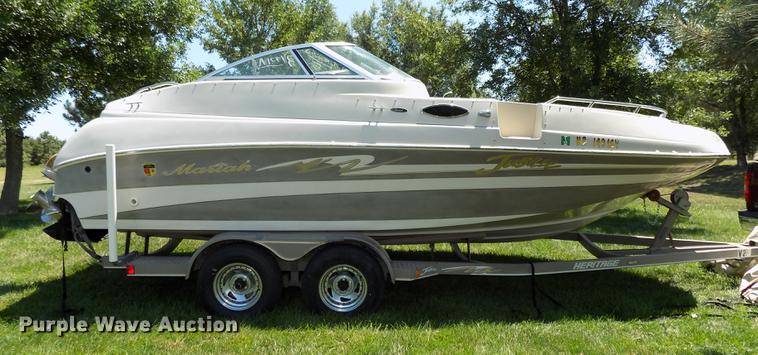 image for item DB8669 2000 Mariah Jubilee 214 deck boat