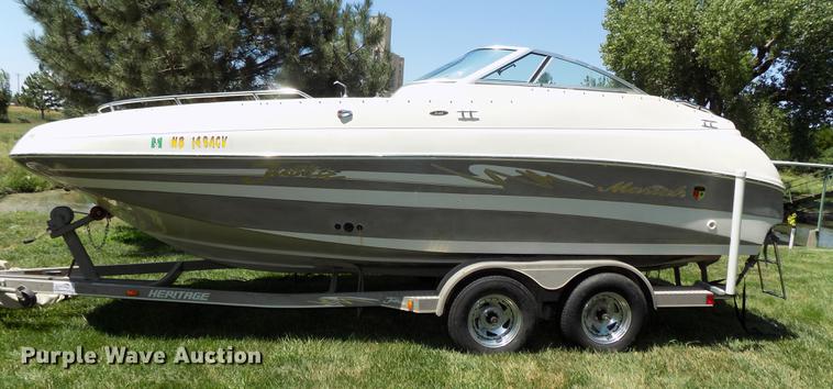 image for item DB8669 2000 Mariah Jubilee 214 deck boat