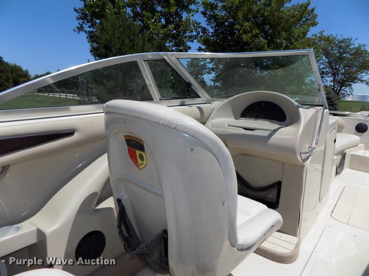 image for item DB8669 2000 Mariah Jubilee 214 deck boat