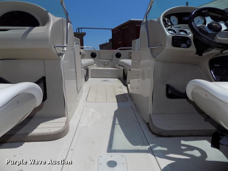 image for item DB8669 2000 Mariah Jubilee 214 deck boat