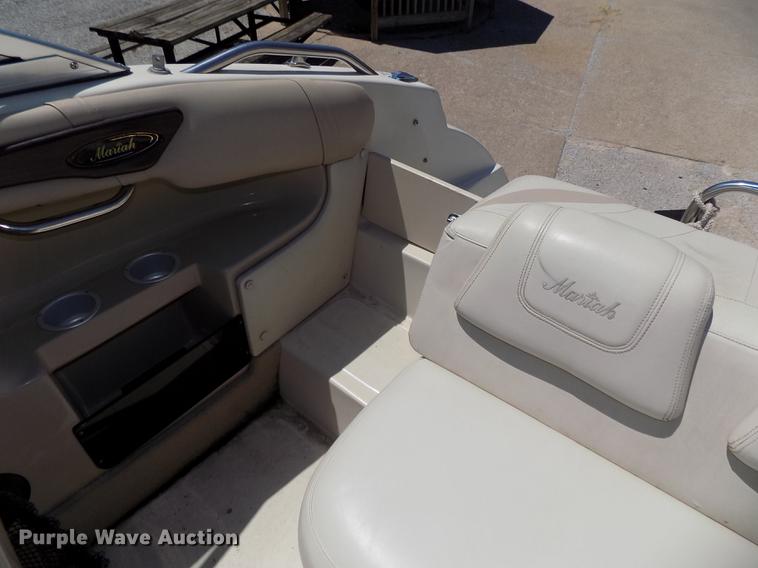 image for item DB8669 2000 Mariah Jubilee 214 deck boat