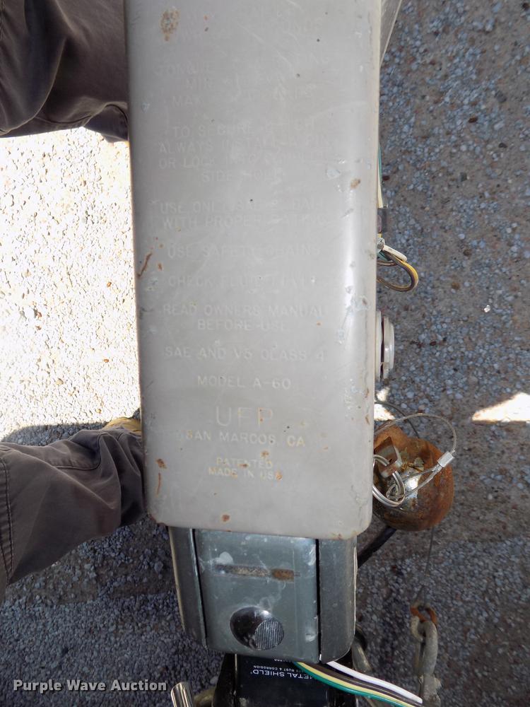 image for item DB8669 2000 Mariah Jubilee 214 deck boat