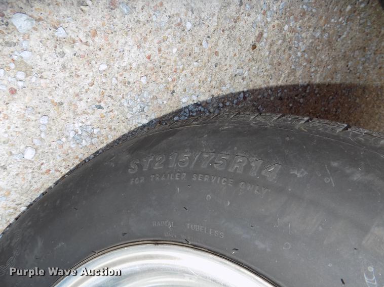 image for item DB8669 2000 Mariah Jubilee 214 deck boat