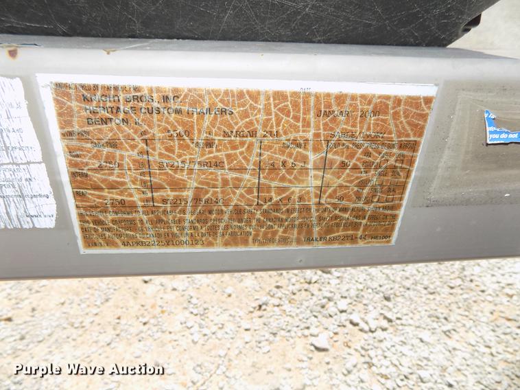 image for item DB8669 2000 Mariah Jubilee 214 deck boat