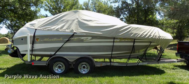 image for item DB8669 2000 Mariah Jubilee 214 deck boat