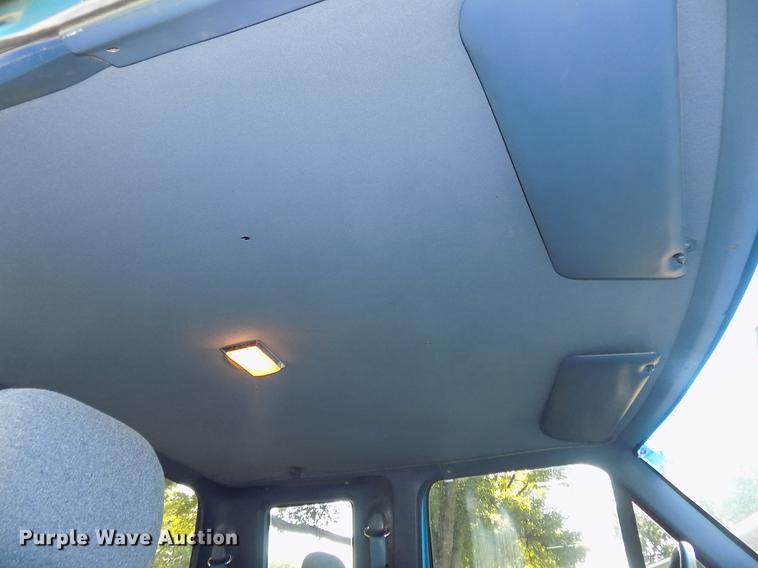 image for item DB8677 1994 Ford F150 XL SuperCab pickup truck