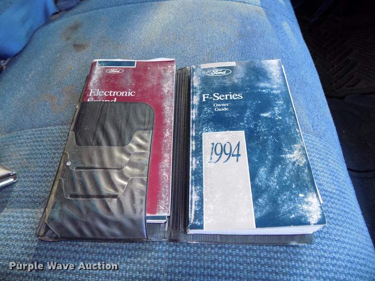 image for item DB8677 1994 Ford F150 XL SuperCab pickup truck