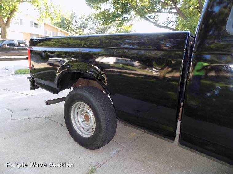 image for item DB8677 1994 Ford F150 XL SuperCab pickup truck