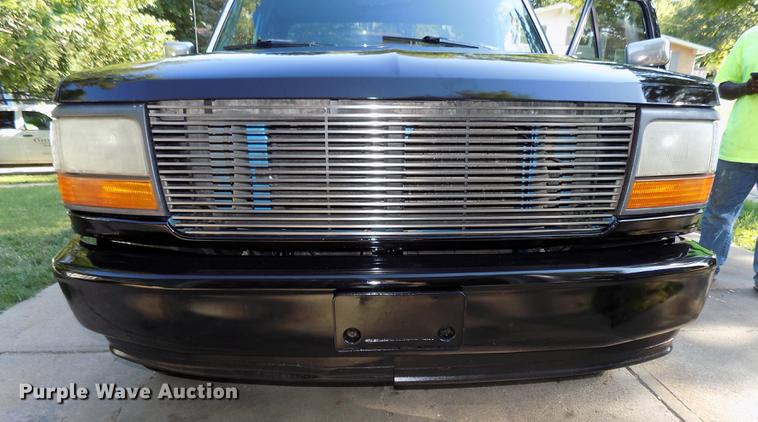 image for item DB8677 1994 Ford F150 XL SuperCab pickup truck