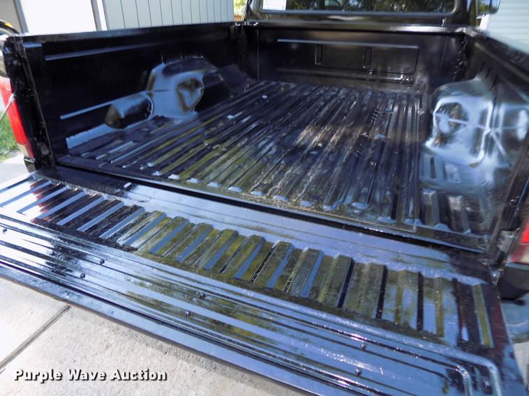 image for item DB8677 1994 Ford F150 XL SuperCab pickup truck