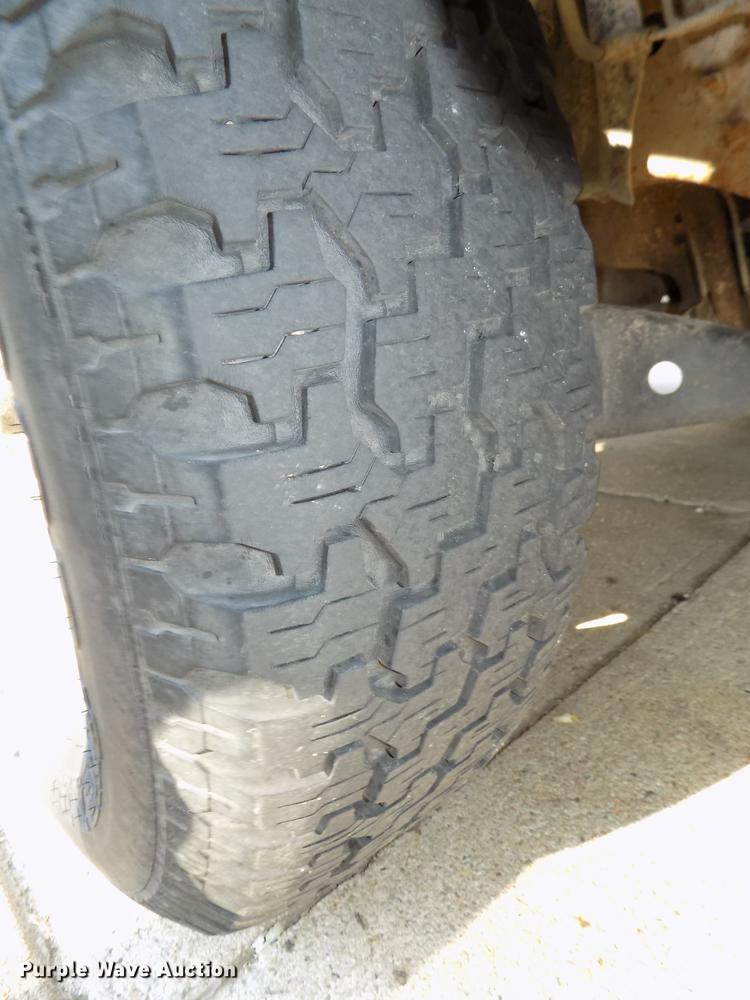 image for item DB8677 1994 Ford F150 XL SuperCab pickup truck