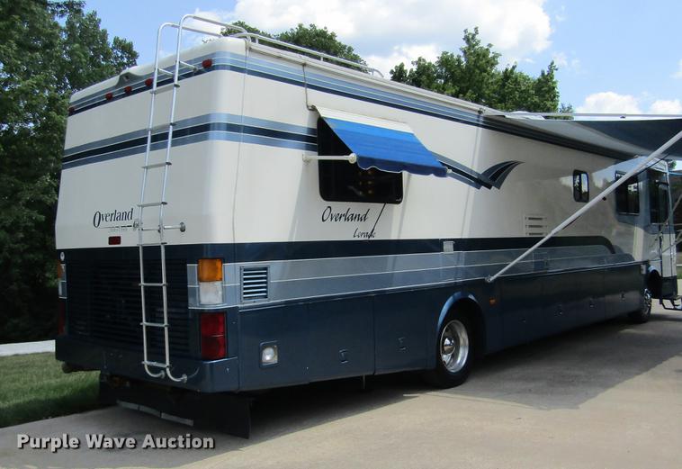 image for item DD2678 1997 Overland Laredo RV