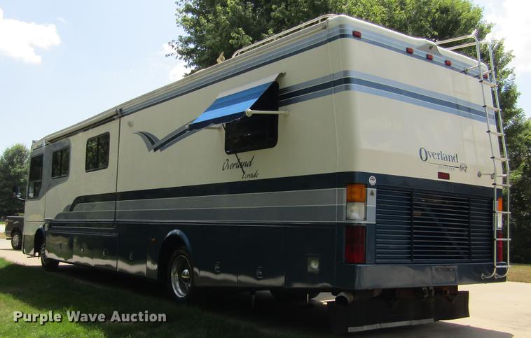 image for item DD2678 1997 Overland Laredo RV