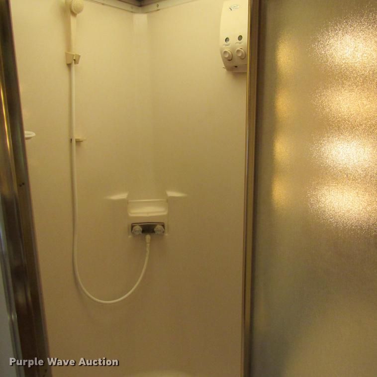 image for item DD2678 1997 Overland Laredo RV