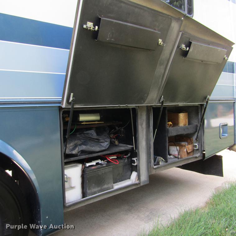 image for item DD2678 1997 Overland Laredo RV