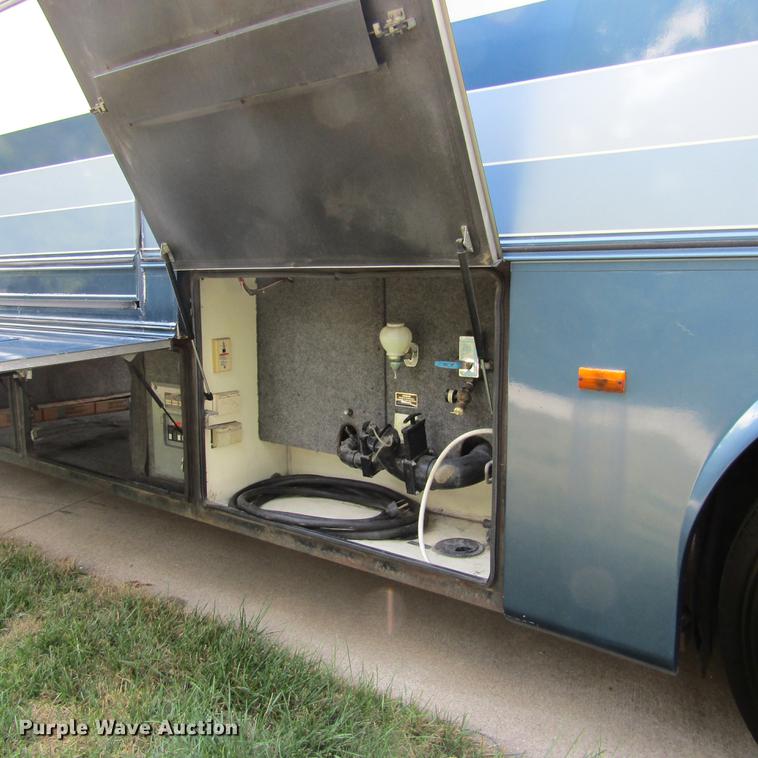 image for item DD2678 1997 Overland Laredo RV