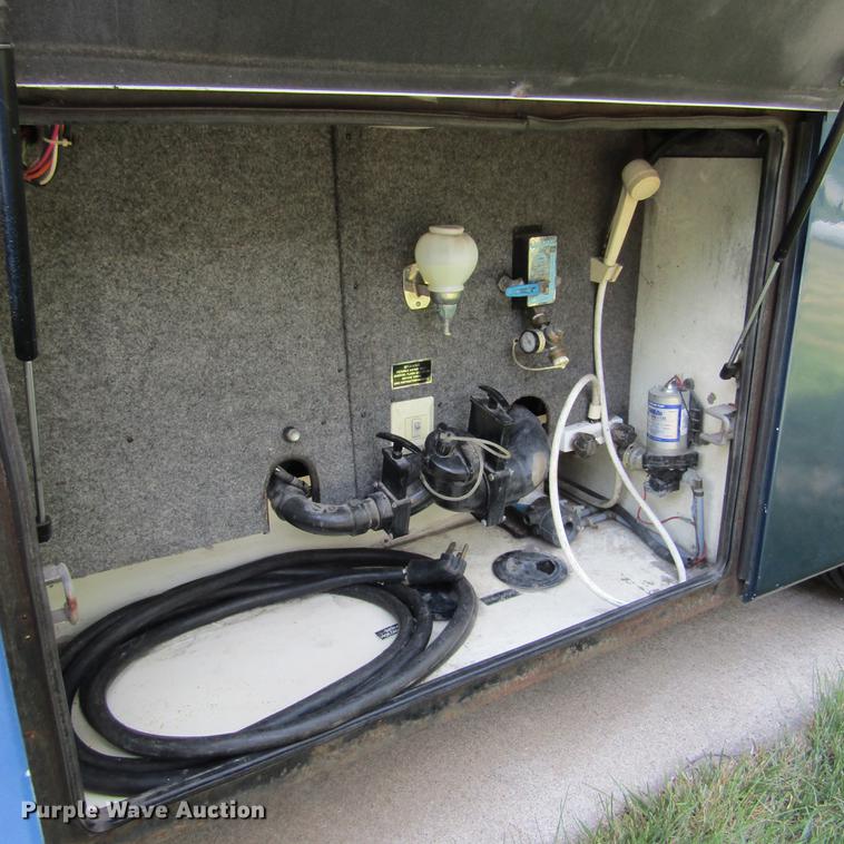 image for item DD2678 1997 Overland Laredo RV