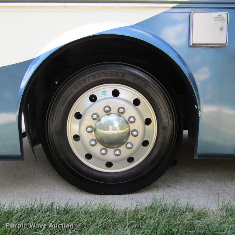 image for item DD2678 1997 Overland Laredo RV