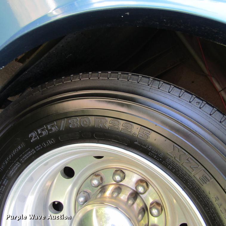 image for item DD2678 1997 Overland Laredo RV