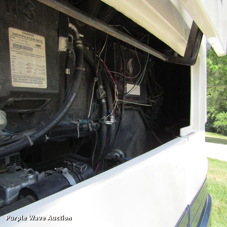 image for item DD2678 1997 Overland Laredo RV