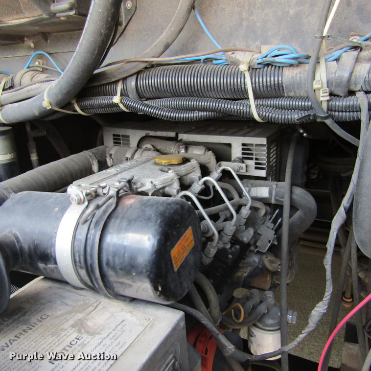 image for item DD2678 1997 Overland Laredo RV