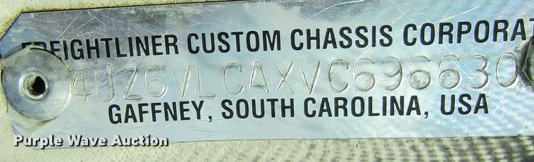 image for item DD2678 1997 Overland Laredo RV