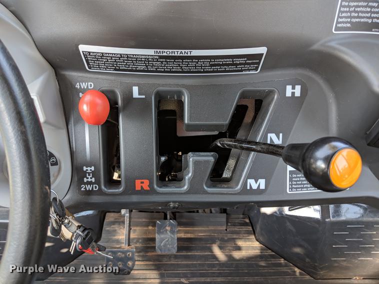 image for item DD5241 2013 Kubota RTV1100 utility vehicle