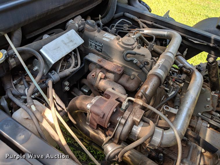 image for item DD5241 2013 Kubota RTV1100 utility vehicle