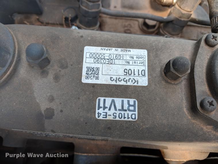 image for item DD5241 2013 Kubota RTV1100 utility vehicle