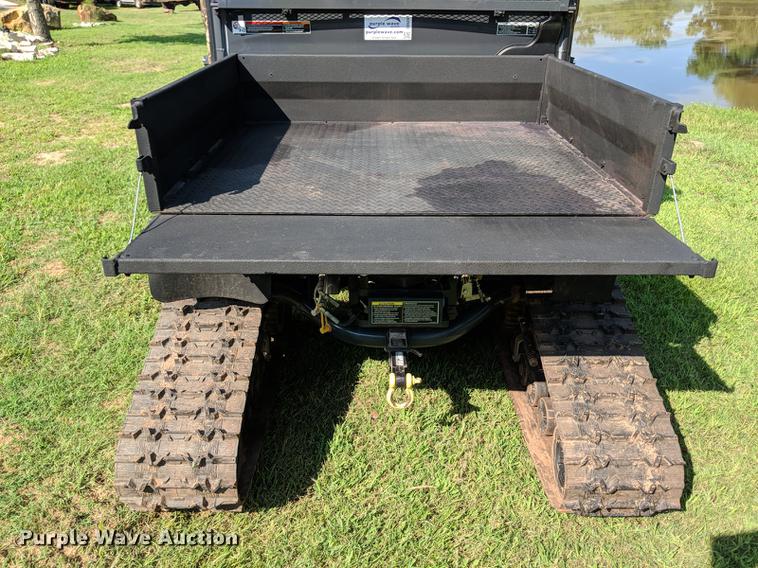 image for item DD5241 2013 Kubota RTV1100 utility vehicle