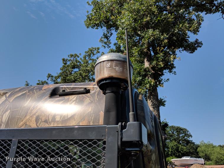 image for item DD5241 2013 Kubota RTV1100 utility vehicle