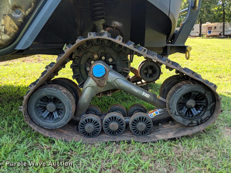 image for item DD5241 2013 Kubota RTV1100 utility vehicle