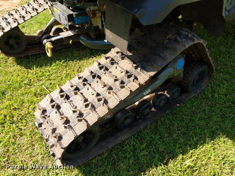 image for item DD5241 2013 Kubota RTV1100 utility vehicle