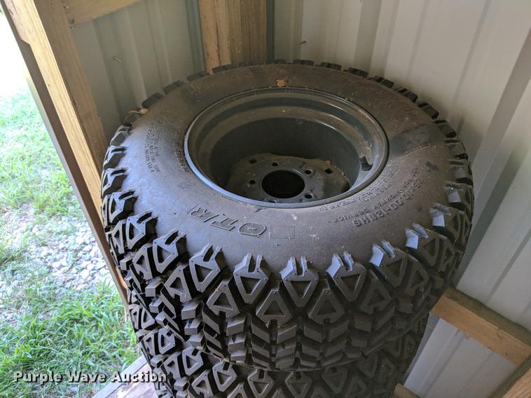 image for item DD5241 2013 Kubota RTV1100 utility vehicle