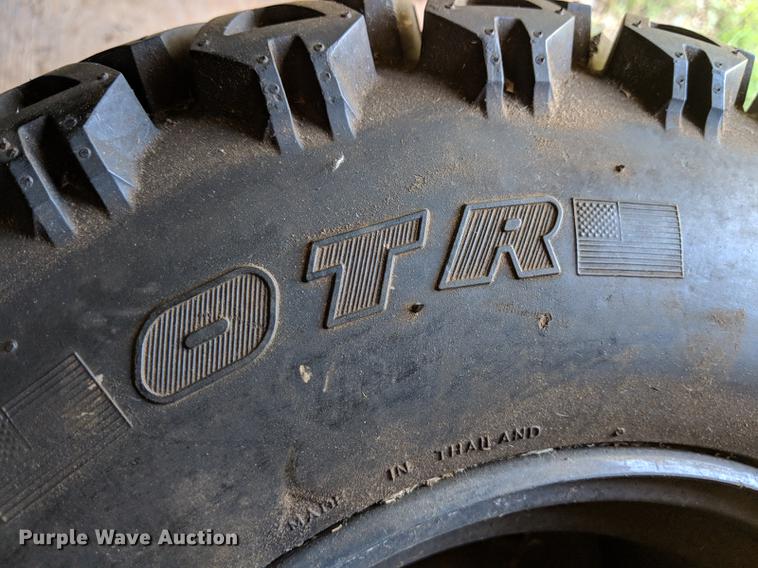 image for item DD5241 2013 Kubota RTV1100 utility vehicle