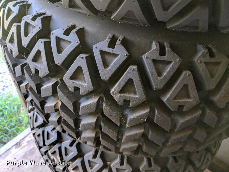 image for item DD5241 2013 Kubota RTV1100 utility vehicle