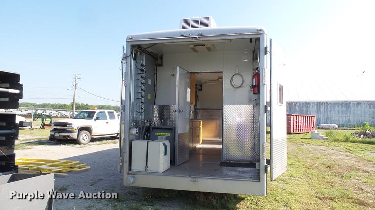 image for item DD7253 2011 Wells Cargo CVG2825 enclosed cargo trailer