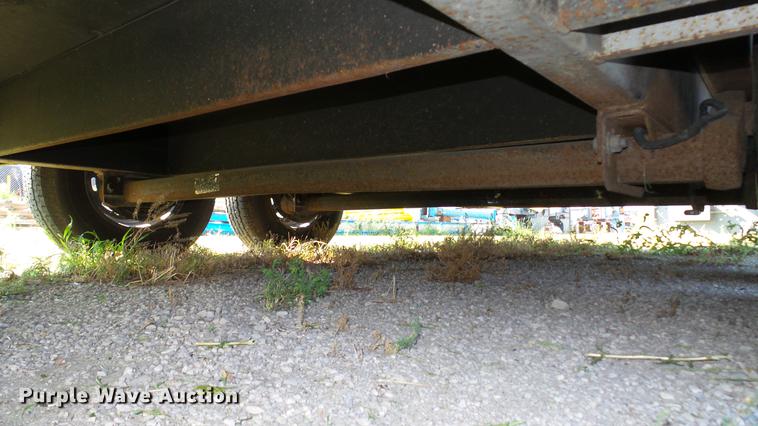 image for item DD7253 2011 Wells Cargo CVG2825 enclosed cargo trailer