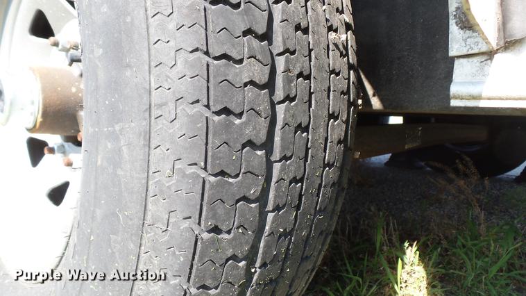 image for item DD7253 2011 Wells Cargo CVG2825 enclosed cargo trailer